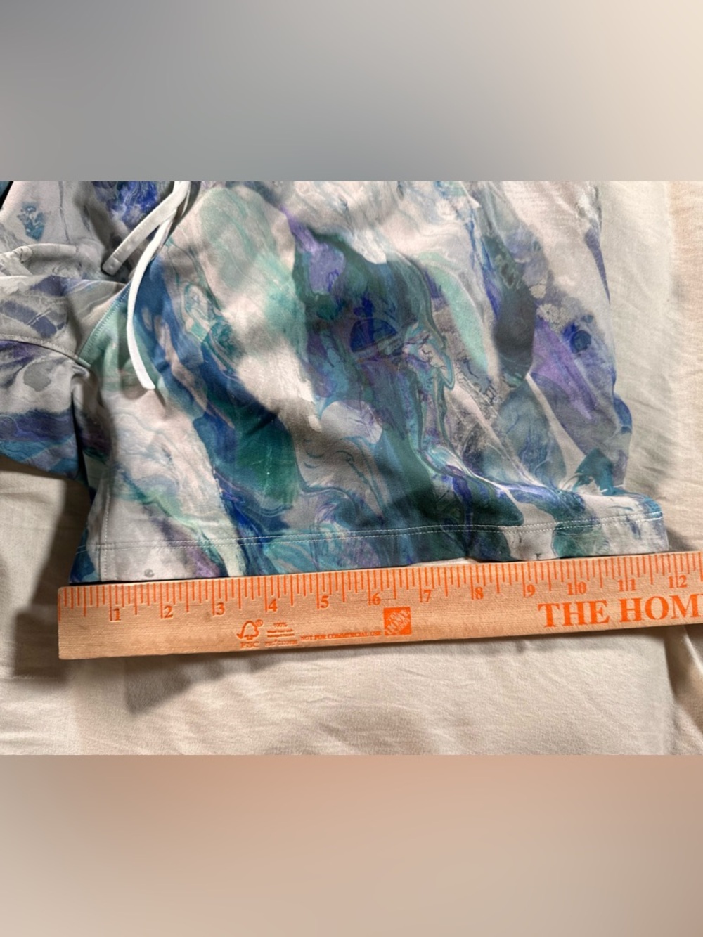 Lululemon Athletica Men’s Swimming Trunks Paint Swirl Small 5” Pre Owned - Picture 9 of 15
